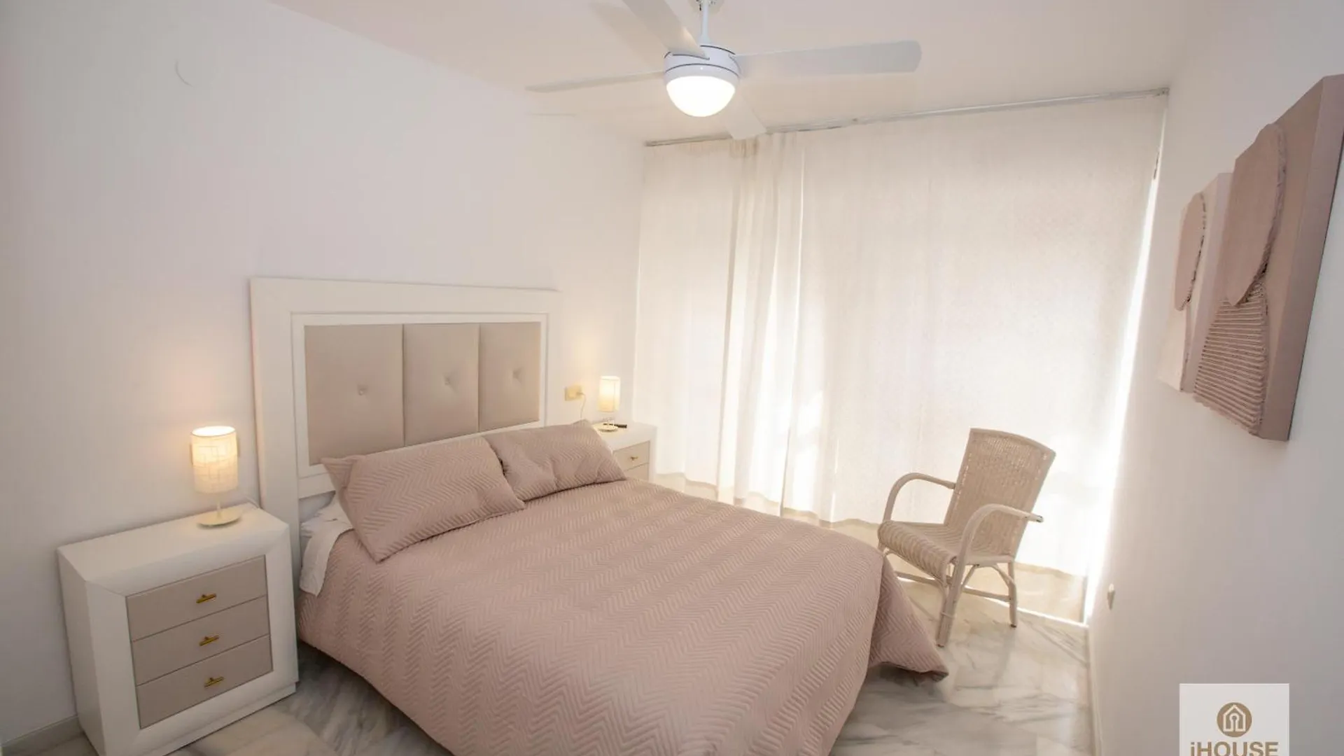 Ipanema Pool Velilla Beach 阿尔姆尼卡